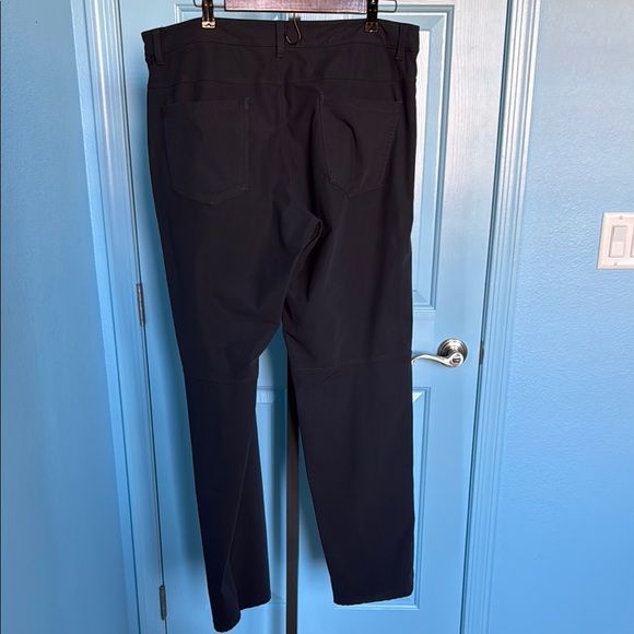Lululemon ABC Dark Grey Pants - Picture 6 of 10
